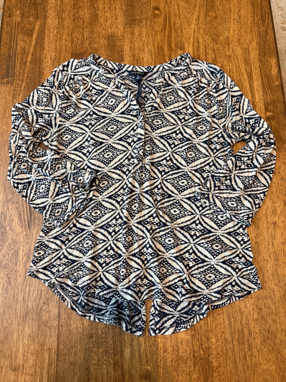 Lucky Brand Navy and White Geometric Long Sleeve Henley